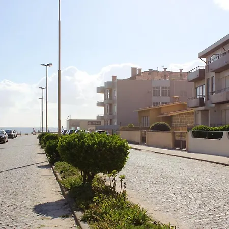 With 2 Bedrooms In Arvore With Wonderful Sea View Balcony And Wifi 300 M From The Beach Vila do Conde
