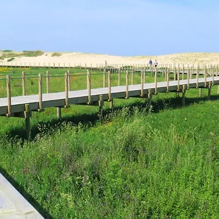With 2 Bedrooms In Arvore With Wonderful Sea View Balcony And Wifi 300 M From The Beach * Vila do Conde