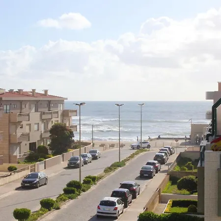 With 2 Bedrooms In Arvore With Wonderful Sea View Balcony And Wifi 300 M From The Beach Apartment